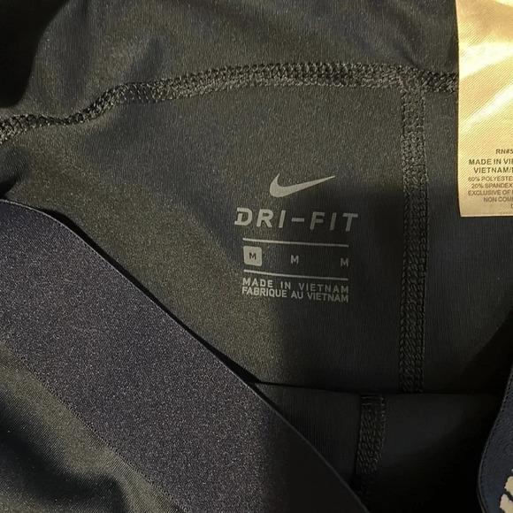 Nike Pro Capri Workout Size M​ - Picture 5 of 5